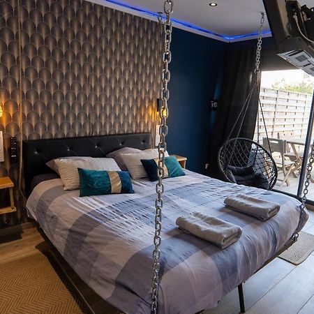 Capsule Temps Suspendu - Balneo, Home Cinema & Billard Valenciennes Buitenkant foto