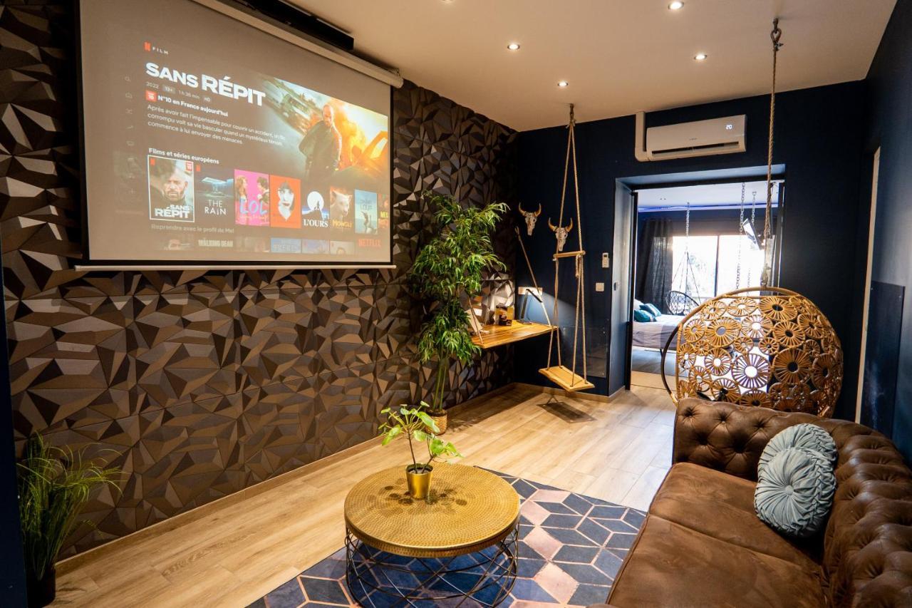 Capsule Temps Suspendu - Balneo, Home Cinema & Billard Valenciennes Buitenkant foto