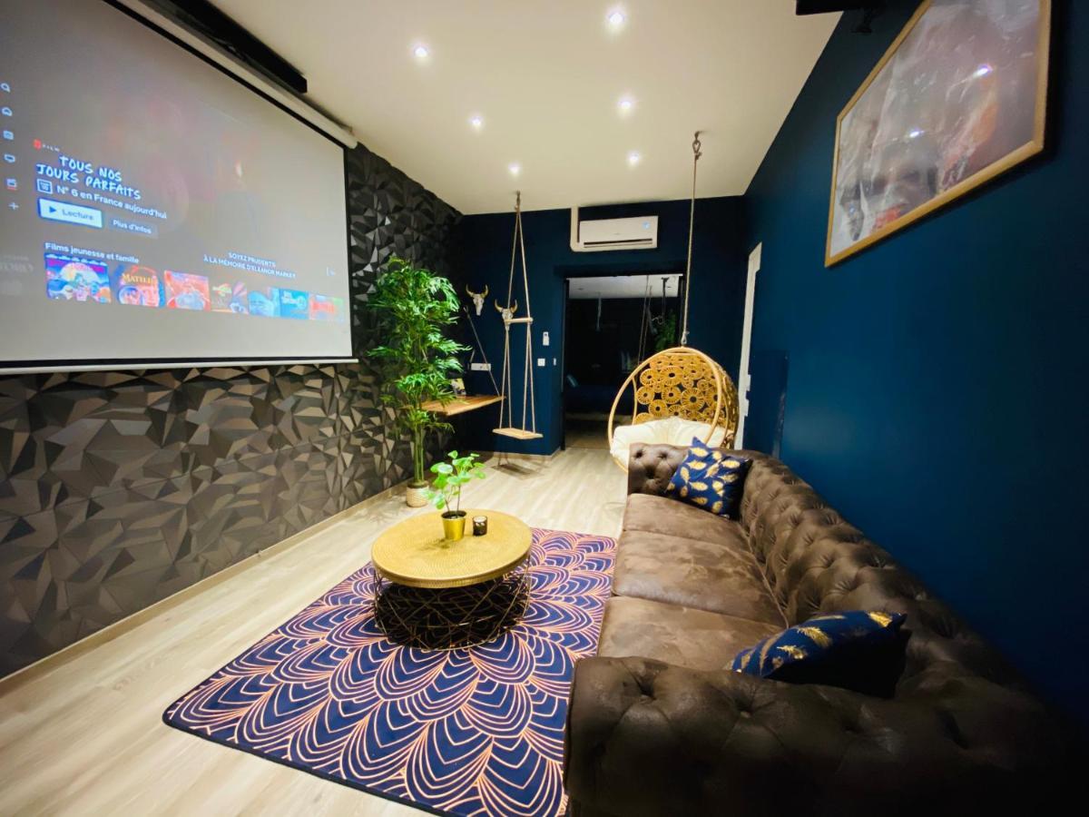 Capsule Temps Suspendu - Balneo, Home Cinema & Billard Valenciennes Buitenkant foto