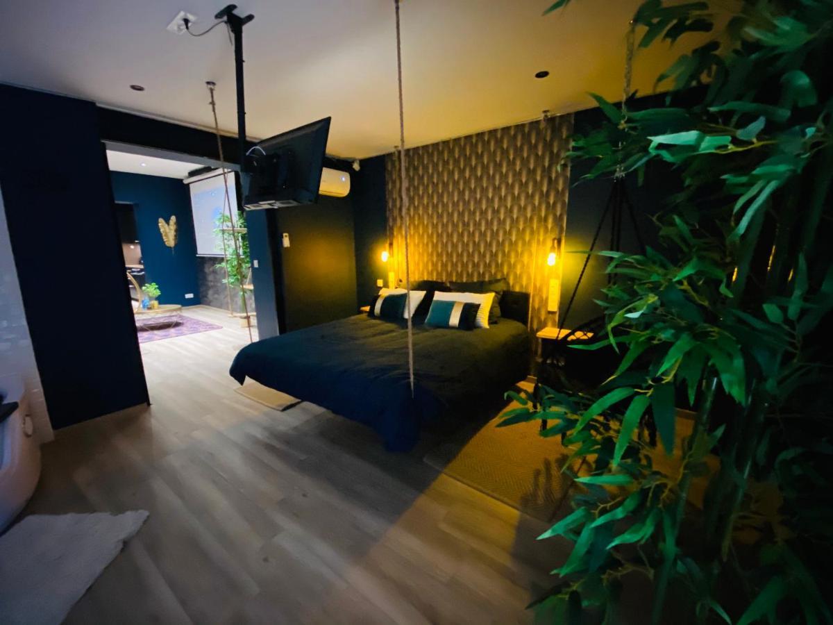 Capsule Temps Suspendu - Balneo, Home Cinema & Billard Valenciennes Buitenkant foto