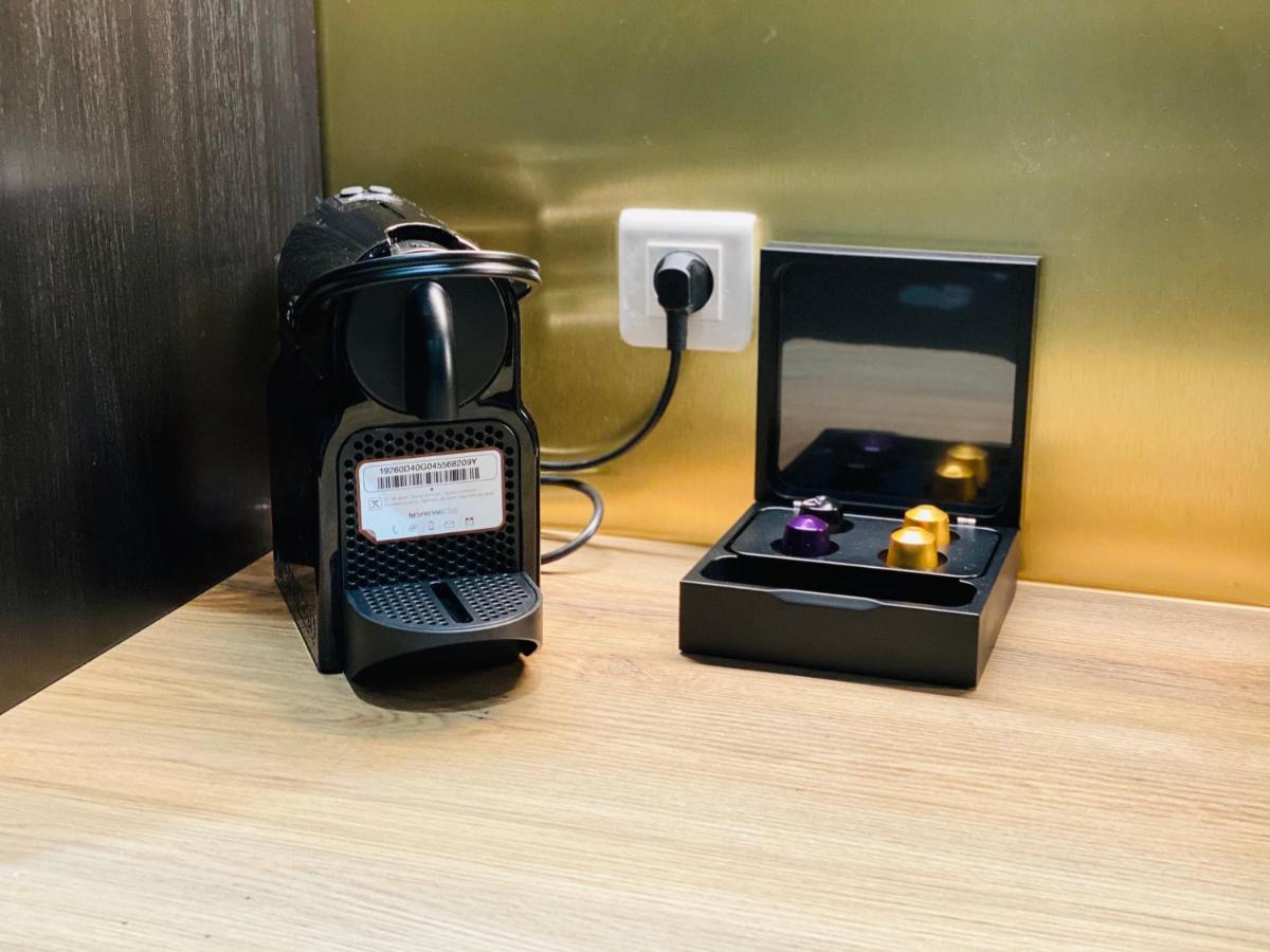 Capsule Temps Suspendu - Balneo, Home Cinema & Billard Valenciennes Buitenkant foto