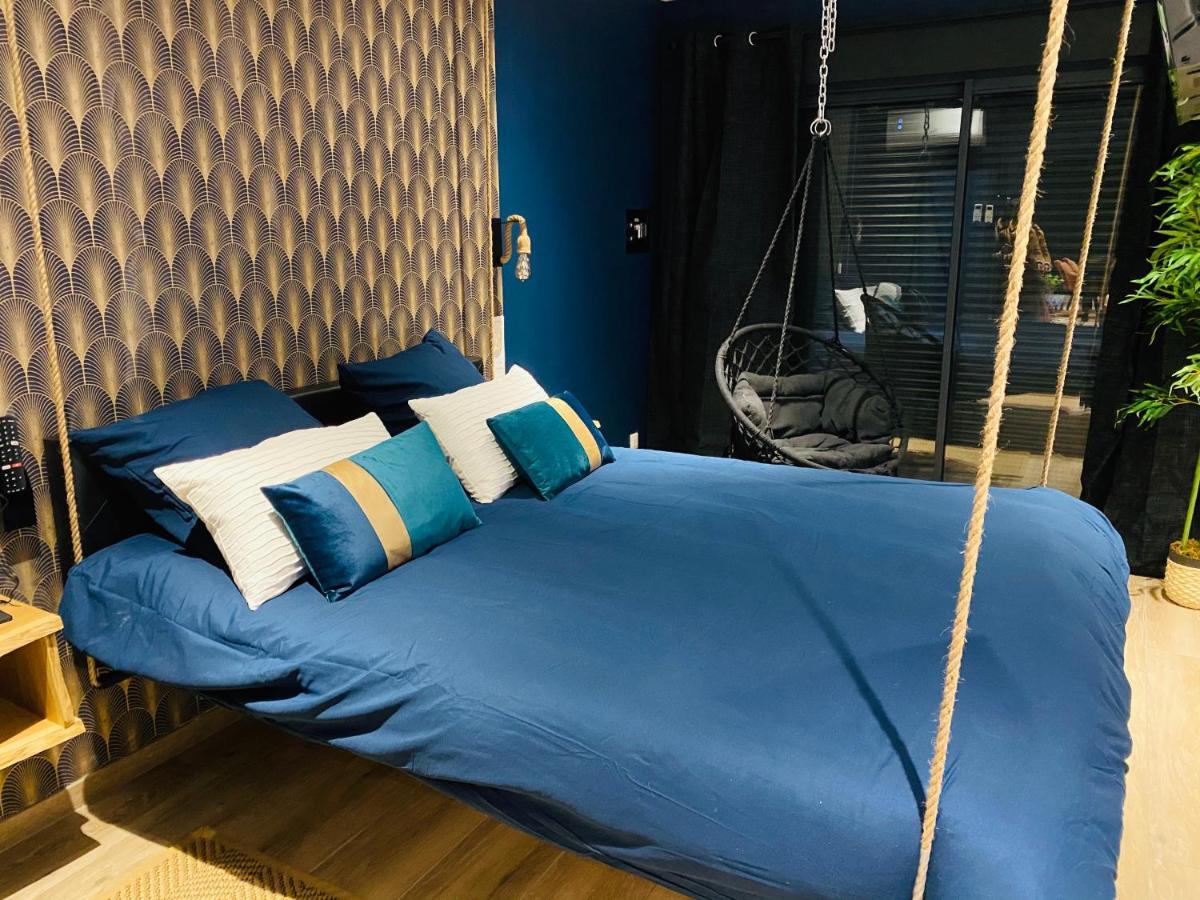 Capsule Temps Suspendu - Balneo, Home Cinema & Billard Valenciennes Buitenkant foto